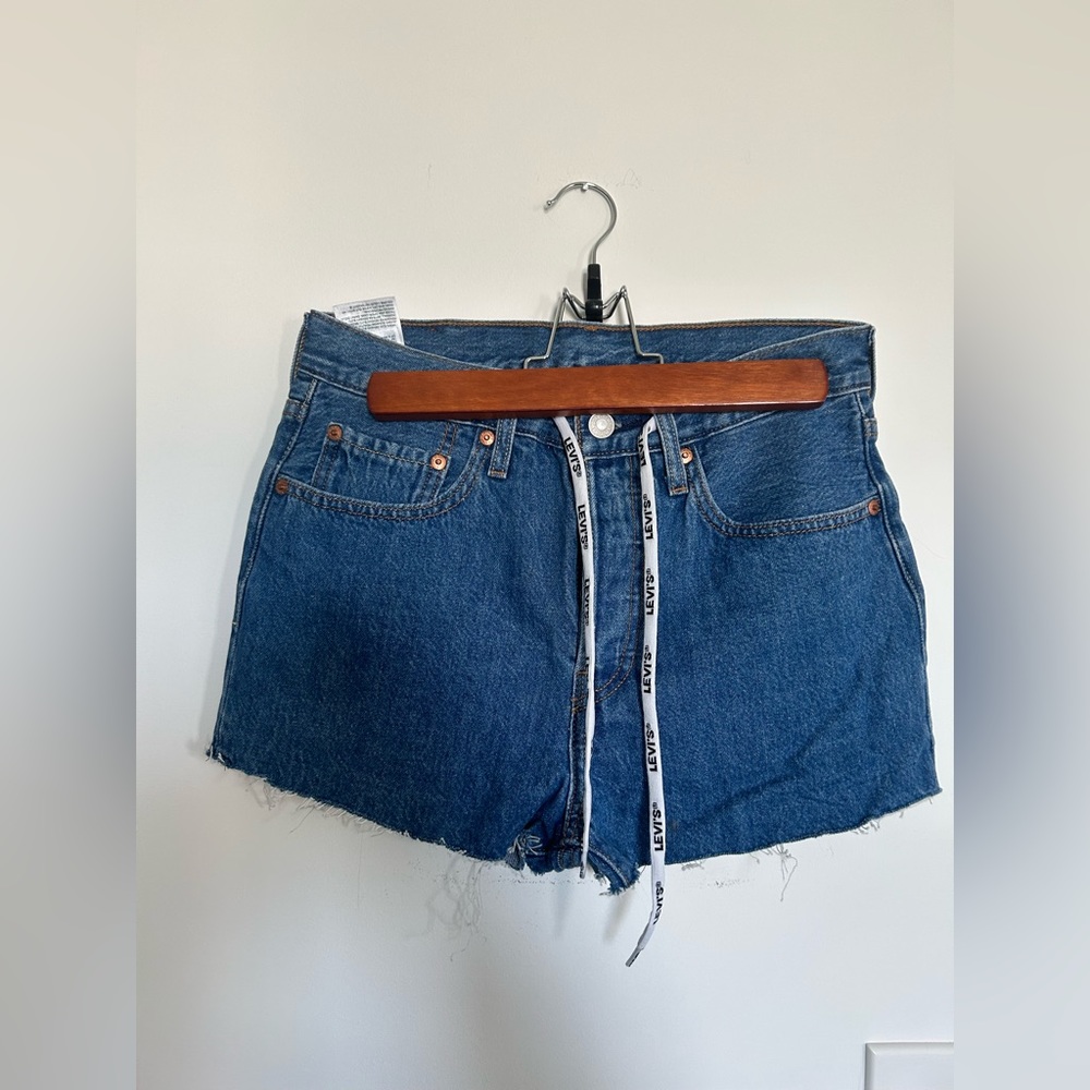 Levi’s shorts